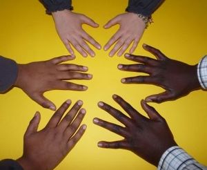 Integration: soziale Netzwerke helfen nur bedingt (Foto: pixelio.de, D. Schütz)