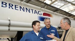 Mitarbeiter: Brenntag mit Gewinn- und Umsatzplus (Foto: brenntag-cee.com)