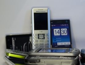 Mobiltelefone: beliebt bei Dieben (Foto: pixelio.de, Harald Wanetschka)