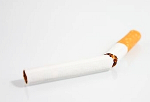 Rauchstopp: Exraucher kämpfen oft mit dem Gewicht (Foto: aboutpixel/Schindler) Rauchstopp: Exraucher kämpfen oft mit dem Gewicht (Foto: aboutpixel/Schindler)