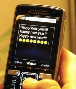 SMS: Deutsche versenden 1.300 davon pro Sekunde (Foto: pixelio.de/Richter)