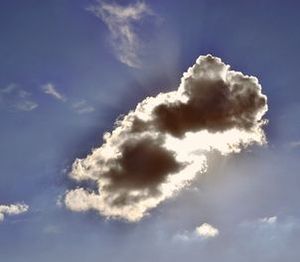 Wolke: kann viel Ärger bringen (Foto: pixelio.de, Andreas Hermsdorf) 