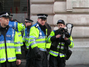 Polizei: Bei Demonstrationen wird mitgefilmt (Foto:flickr.com/mohanan)