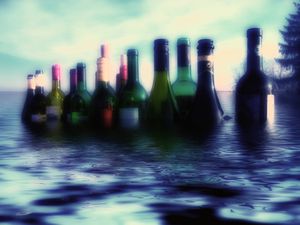 Alkohol: Gefahr wird häufig unterschätzt (Foto: pixelio.de, Gerd Altmann) Alkohol: Gefahr wird häufig unterschätzt (Foto: pixelio.de, Gerd Altmann)