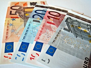 Geld: Rücksendungen kosten viel Geld (Foto: flickr.com/Images_of_Money)