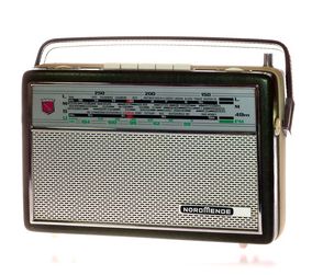 Radio: soll Gehirne beeinflussen (Foto: pixelio.de, Aka) Radio: soll Gehirne beeinflussen (Foto: pixelio.de, Aka)