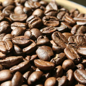 Kaffeebohnen: Starbucks sucht nach neuem Sortiment (Foto: pixelio.de, C. Lung)
