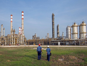 Eni-Raffinerie: Management fokussiert auf Biosprit (Foto: eni.com)