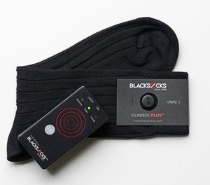 Hightech-Socken: mit Lesegerät (Foto: blacksocks.com)