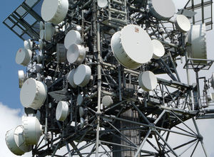 Sendemast: Telko-Ausrüster Huawei plant IPO (Foto: pixelio.de, Erich Westendarp)