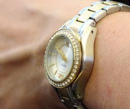 Klassische Armbanduhr: Konkurrenz durch OLEDs (Foto: pixelio.de, Rudolf Kögler)