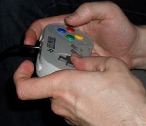 Controller: nicht länger Domäne der Konsolen (Foto: pixelio.de, Sarah Grazioli) Controller: nicht länger Domäne der Konsolen (Foto: pixelio.de, Sarah Grazioli)