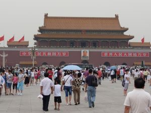 Peking: junge Chinesen zieht es in die USA (Foto: pixelio.de/Dieter Schütz)