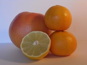Grapefruits: nicht immer gesund (Foto: pixelio.de, Angelina Ströbel)