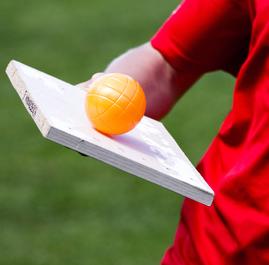 Ballsport: Schiris oft nur bedingt notwendig (Foto: pixelio.de, Benjamin Wiens)
