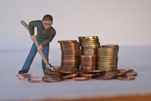 Bargeld scheffeln: macht in diesen Zeiten wenig Sinn (Foto: pixelio.de, Kasper)