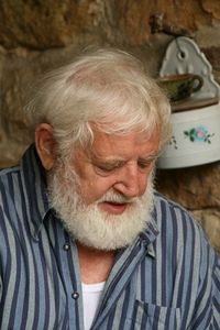 Mann: Hunger kann mentale Fähigkeit fördern (Foto: pixelio.de, angieconscious)