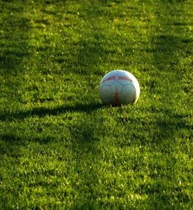 Fußball: Fanreisen werden immer populärer (Foto: pixelio.de, Peter Smola)