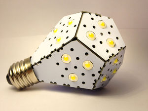 Kantige Birne: liefert viel Licht per LEDs (Foto: thenanolight.com)