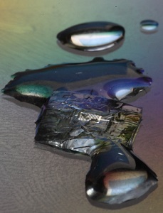 Zerfließende Elektronik: Das soll Realität werden (Foto: DARPA)