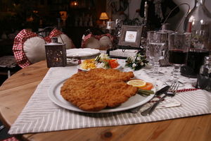 Schnitzel: sollte vor 15 Uhr gegessen werden (Foto: pixelio.de, Müller)
