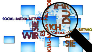 Monitoring: Kenia filtert gefährliche Kommentare (Foto: pixelio.de, G. Altmann)