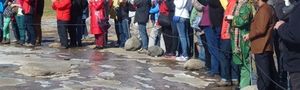 Menschen fühlen sich in der Gruppe wohl (Foto: pixelio.de, Jerzy Sawluk)