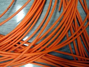 Glasfaserkabel: auch für Unterhaltung wichtig (Foto: E.A.Seubert, pixelio.de)