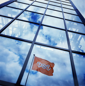 TNT-Fahne: Unternehmen braucht eine neue Strategie (Foto: tnt.de)