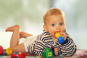 Baby: Söhne verringern mütterliche Lebenszeit (Foto: pixelio.de, R.v. Melis)