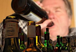 Party-Schnappschuss: kann schnell den Job kosten (Foto: pixelio.de, G. Altmann)