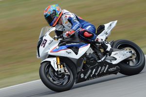 BMW-Pilot Marco Melandri bei der letztjährigen Super Bike WM (© BMW)