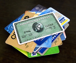 Kreditkarten: Betrugs-Risiko für Online-Händler (Foto: flickr.com, Andres Rueda)