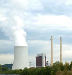 Kohlekraftwerk: Neubau gerät ins Stocken (Foto: pixelio.de, Hartmut910)