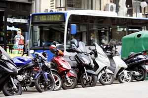 Stadtverkehr: Warenauslieferungen sind schwierig (Foto: pixelio.de/Lars Erich)