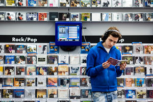 CD-Abteilung: Saturn wird Media Markt (Foto: saturn-online.ch)