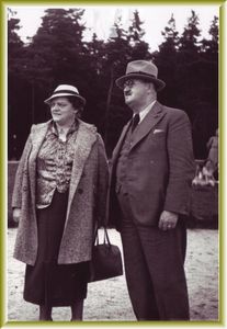 Großeltern: können Lebensgeschichte weitergeben (Foto: pixelio.de/Campomalo)