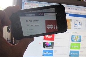 Cyber-Attacken: Facebook und mobile Geräte im Fokus (Foto: flickr.com/toodlepip)