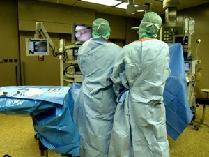 Chirurgie: 3D-Druck schafft Vorteile (Foto: pixelio.de/Martin Büdenbender)