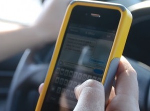 SMSen am Steuer: Das ist immer eine schlechte Idee (Foto: tti.tamu.edu)