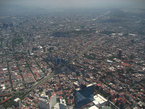 Mexiko-Stadt: Smog setzt Bewohnern zu (Foto: flickr/eeliuth)