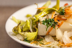 Gericht: Foodstagramming kann auf Essstörung deuten (Foto: pixelio.de, Hegewald) Gericht: Foodstagramming kann auf Essstörung deuten (Foto: pixelio.de, Hegewald)