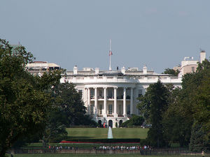 Weißes Haus: Obama sucht nach Argumenten (Foto: flickr/Chris Christner)