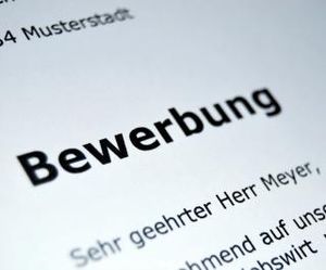 Bewerbung: Social Web hinten (Foto: pixelio.de, Anton Porsche, superanton.de)