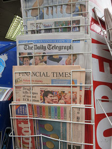 Zeitungsständer: Medienopfer setzen sich zur Wehr (Foto: flickr/Brian Holsclaw)