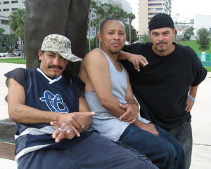 Gangmitglieder: Gewalt gehört beinahe zum Alltag (Foto: flickr/Phillip Pessar)