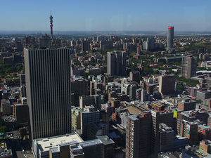 Johannesburg: nicht alle leben in Wohlstand (Foto: flickr/Martijn.Munneke)