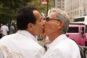 Kuss: Homo-Ehe mit Folgen (Foto: flickr/Jose Antonio Navas)