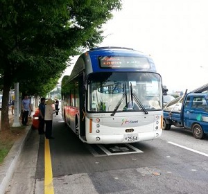 E-Bus: In Korea nun ohne Ladestopps unterwegs (Foto: kaist.edu/english) E-Bus: In Korea nun ohne Ladestopps unterwegs (Foto: kaist.edu/english)