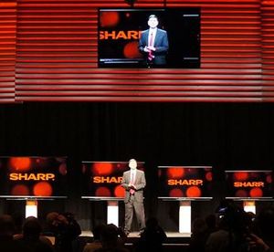 Sharp-Präsentation: Konzern wirbt um Vertrauen (Foto: sharp-world.com)